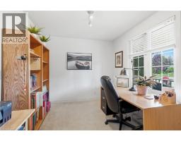 12 SCHNEIDER Drive - 7