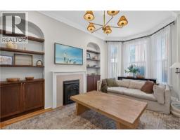 135 CATHARINE Street S - 10