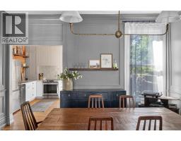 135 CATHARINE Street S - 14