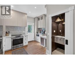 135 CATHARINE Street S - 20