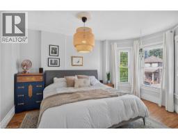 135 CATHARINE Street S - 26