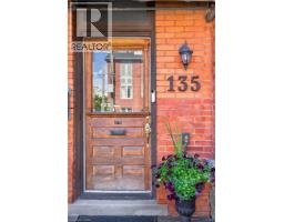 135 CATHARINE Street S - 4