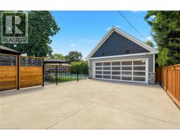 2113 COURTLAND Drive - 39