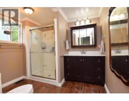 135 ALPINE Avenue - 20