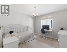 84 DUNCAIRN Crescent - 35