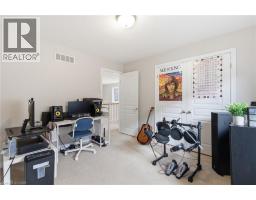 84 DUNCAIRN Crescent - 39