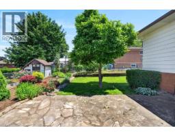 36 GRAY Road S - 39