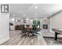 28 RICKERT Way - 34