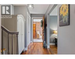 26 BUTLER Crescent - 15