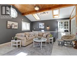 26 BUTLER Crescent - 29