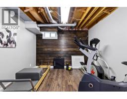 26 BUTLER Crescent - 30