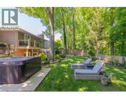 26 BUTLER Crescent - 33