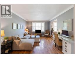 26 BUTLER Crescent - 8