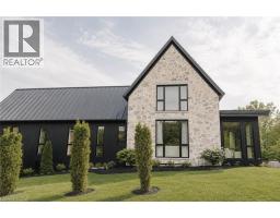 2 BRIDLEWOOD Crescent - 1