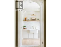 2 BRIDLEWOOD Crescent - 10