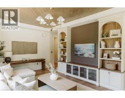 2 BRIDLEWOOD Crescent - 18