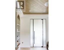 2 BRIDLEWOOD Crescent - 23