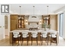 2 BRIDLEWOOD Crescent - 4