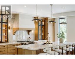 2 BRIDLEWOOD Crescent - 5