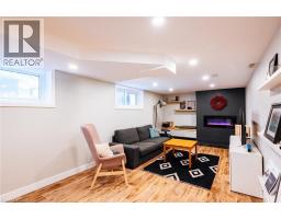 217 DIXON Street - 16
