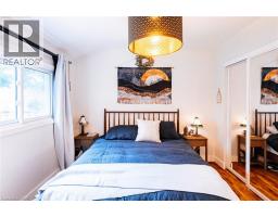 217 DIXON Street - 9