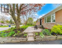 1376 ROYAL Drive - 4