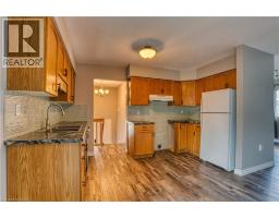 718 EDGAR Street W - 13
