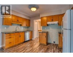 718 EDGAR Street W - 14