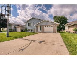 718 EDGAR Street W - 2