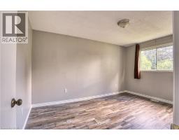 718 EDGAR Street W - 20
