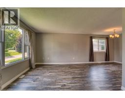 718 EDGAR Street W - 8