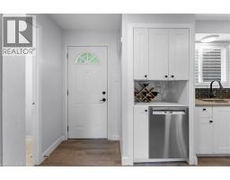 3322 ADDISON Avenue UnitNo. 10 - 8