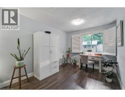 17 ORCHARD Crescent - 24