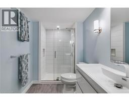 17 ORCHARD Crescent - 29