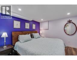17 ORCHARD Crescent - 31