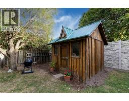 17 ORCHARD Crescent - 37