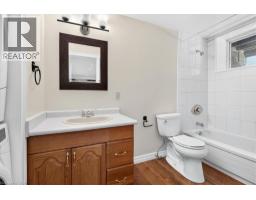 339 KINGSWAY Place - 34