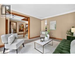 339 KINGSWAY Place - 5