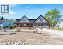 18 E QUEEN Street E - 2
