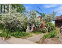 45 PANDORA Avenue N - 1