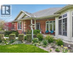 15 HAMPDEN Street - 10