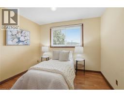 57 NEIL Avenue - 32