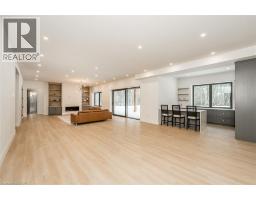 11 GLEN EAGLE Court - 32