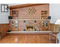 24 RENFREW Drive - 13