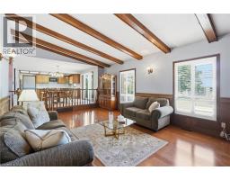 24 RENFREW Drive - 14
