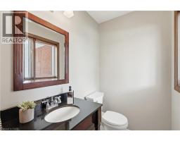 24 RENFREW Drive - 15