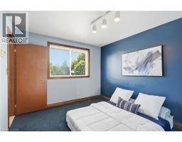 24 RENFREW Drive - 24