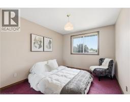 24 RENFREW Drive - 26