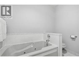 24 RENFREW Drive - 29