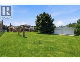 24 RENFREW Drive - 41